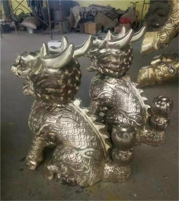 門(mén)口銅麒麟圖片.jpg